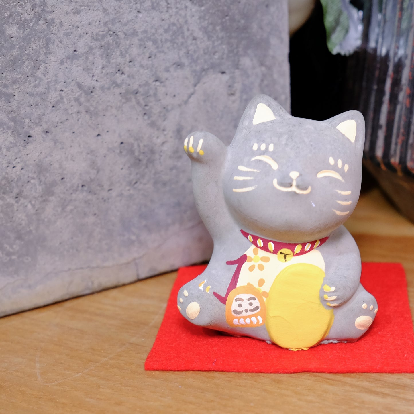 Smile Blessing Cat |「1」| Handmade Customise Concrete Maneki-neko